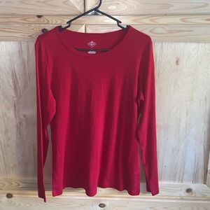 St. John’s Bay red knit shirt size L